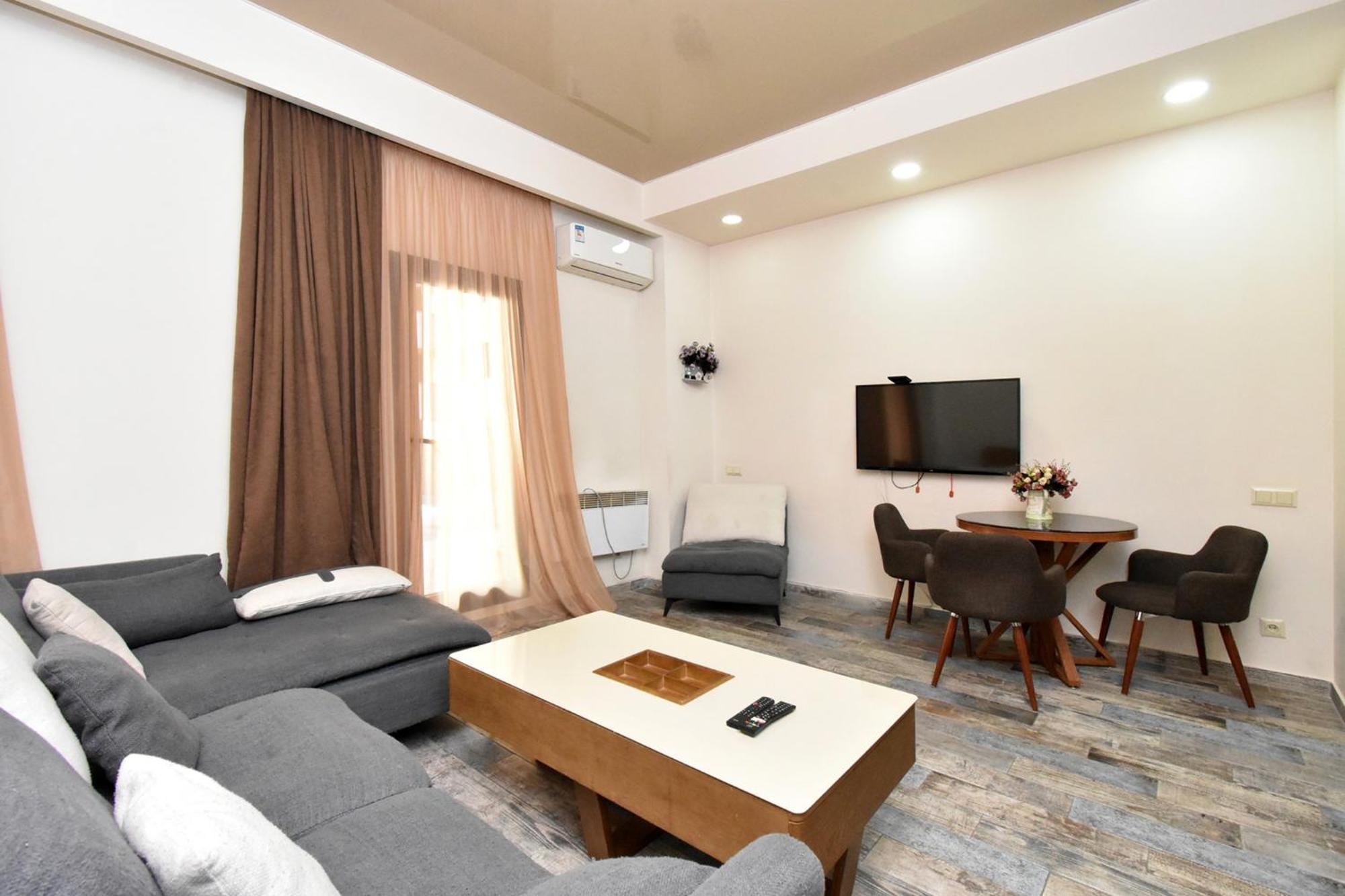 Yars Apartments Erevan Esterno foto